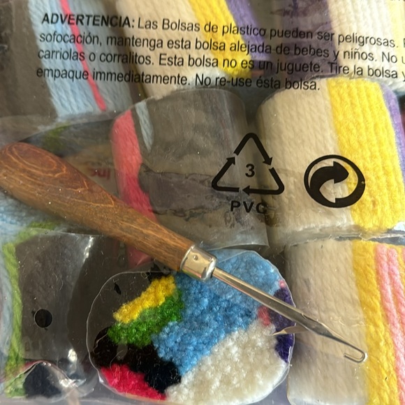 Vintage Latchkits by Betty Wilkinson Rearing Unicorn 2707 Rainbow Unicorn 20x27 - Picture 4 of 7